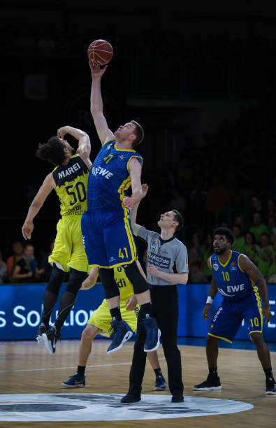 我们可以期 我们可以期