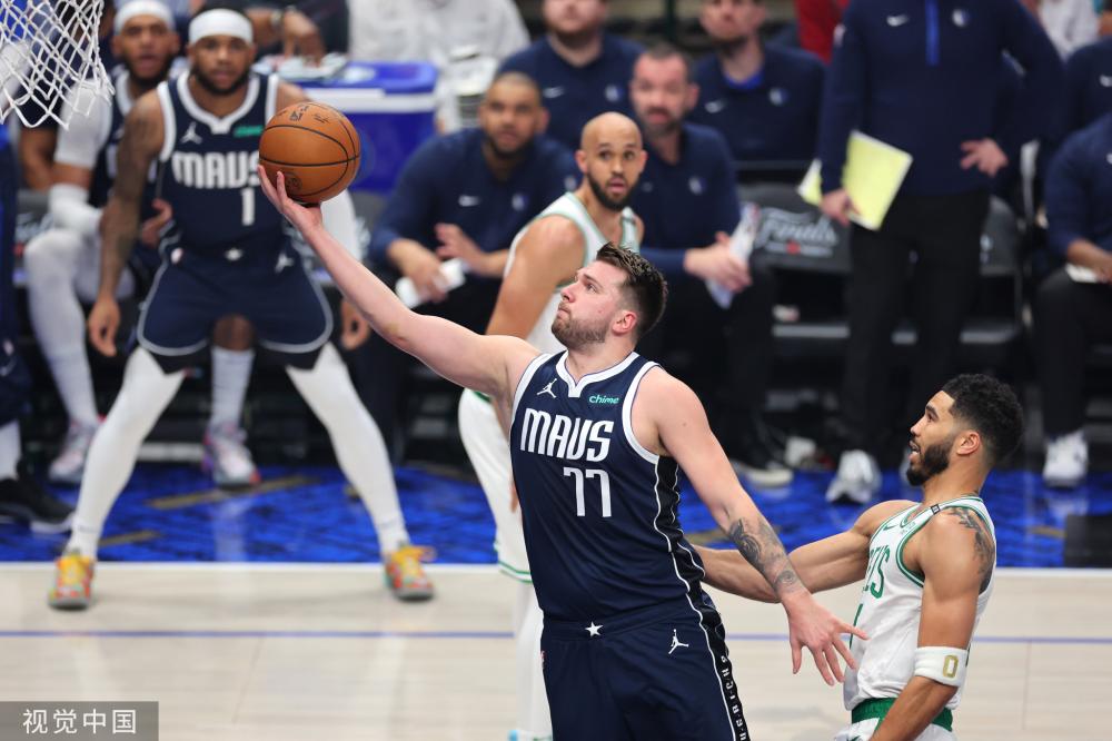 球迷们期待 球迷们期待